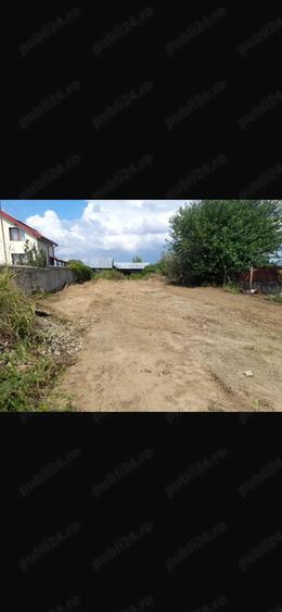 Teren de 2200 mp, în Central