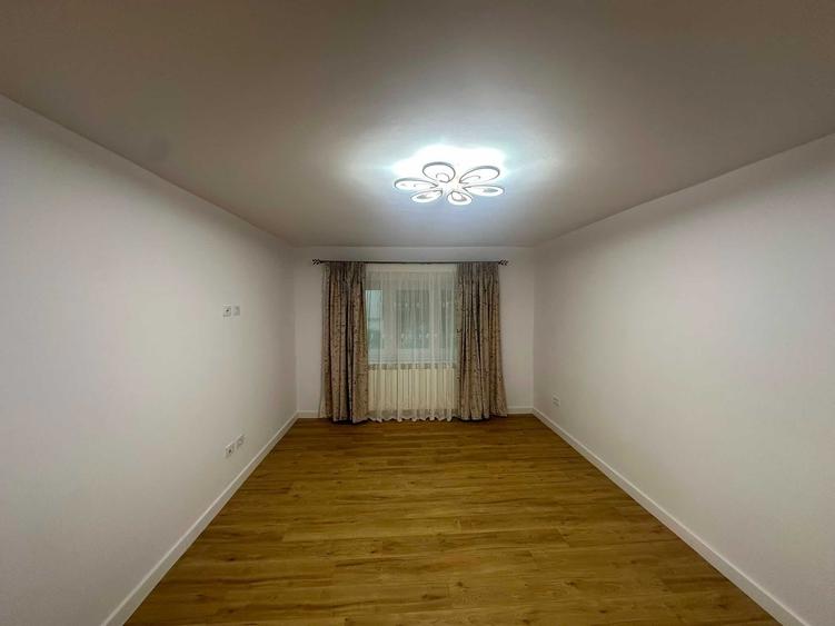 Spațiu comercial, de 40 mp, în Sud