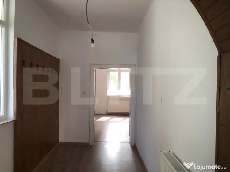 Casă cu 4 camere cu Teren 770 Mp în Titulescu