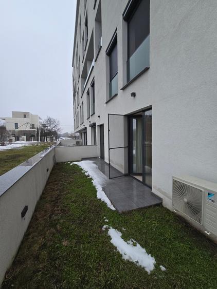 Apartament cu 2 camere decomandat în Băneasa