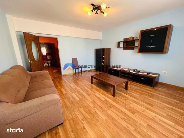 Apartament cu 3 camere decomandat, mobilat în Calea Romanului
