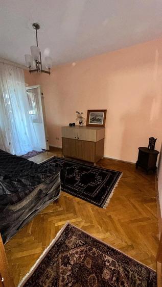 Apartament cu 4 camere decomandat în Păcurari