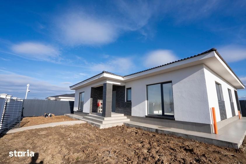 Casă cu 4 camere cu Teren 592 Mp în Oșorhei