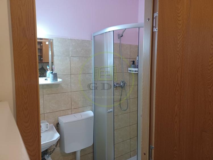 Garsonieră decomandată, mobilată în Central