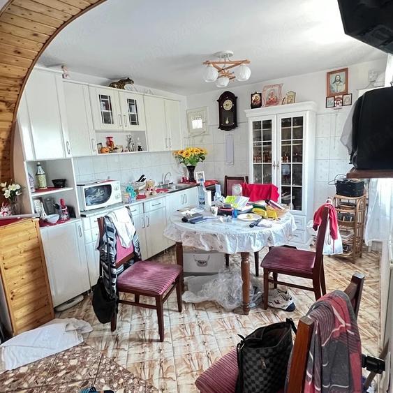 Casă cu Teren 432 Mp în Central