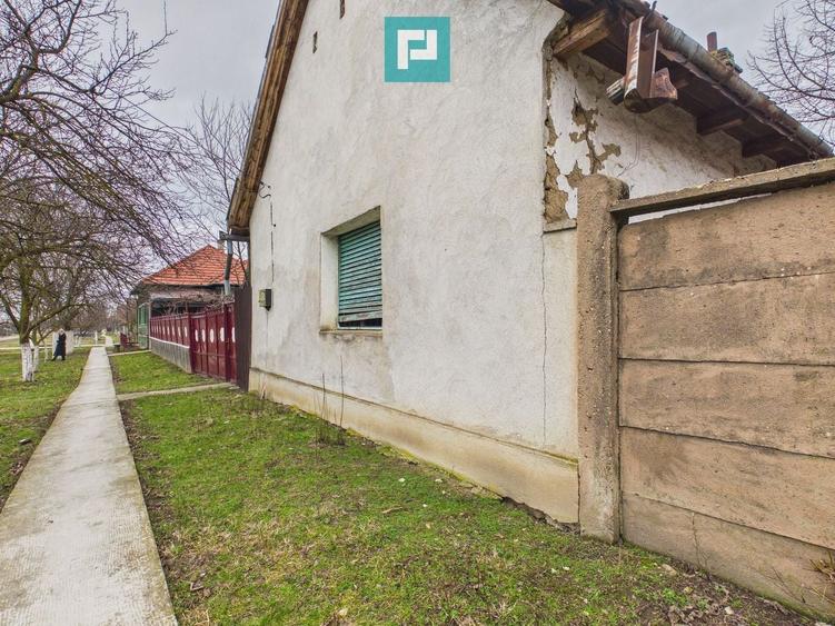 Casă individuală cu 3 camere cu Canalizare în Mișca