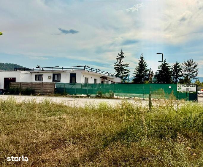 Spațiu comercial, de 1,078 mp, în Vețel