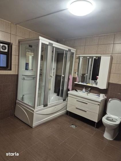 Apartament cu 4 camere în Central