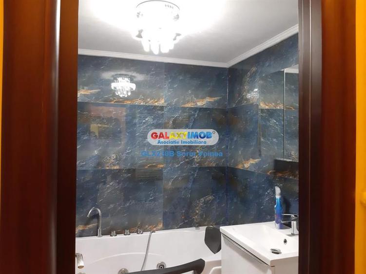 Apartament cu 3 camere semidecomandat, mobilat în Tei