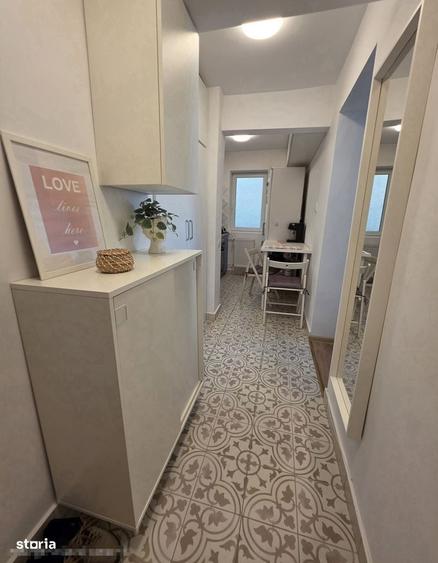 Apartament cu 2 camere semidecomandat în Victoriei