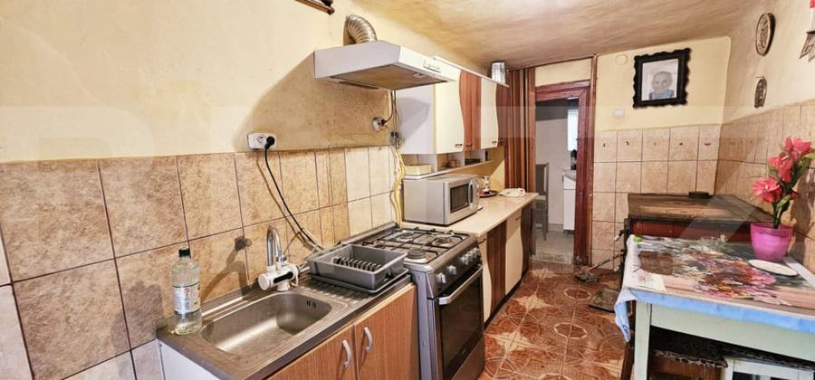 Casă cu 2 camere cu Teren 720 Mp în Central