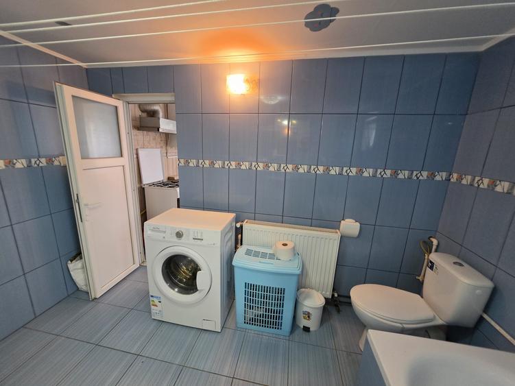 Casă renovată cu 6 camere, teren 557 mp – Berceni, Prahova - 38