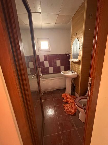 Apartament cu 2 camere decomandat în Micro 20