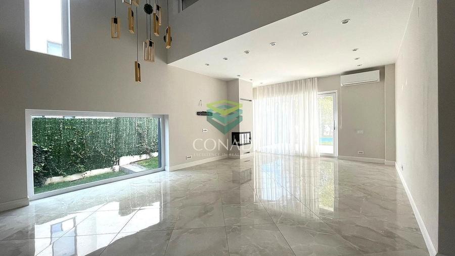 Duplex cu 5 camere cu Piscina în Iancu Nicolae