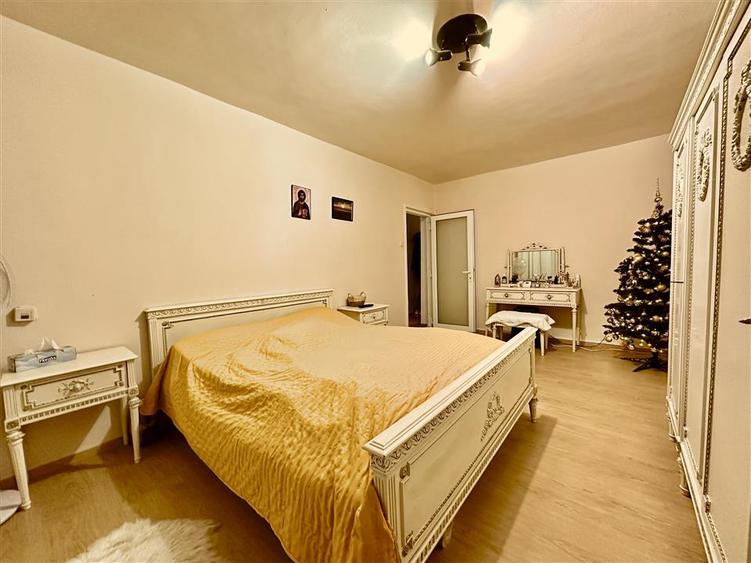 Apartament cu 2 camere decomandat în Micălaca