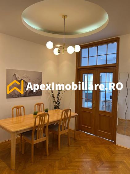 Apartament cu 3 camere semidecomandat, mobilat în Universitate
