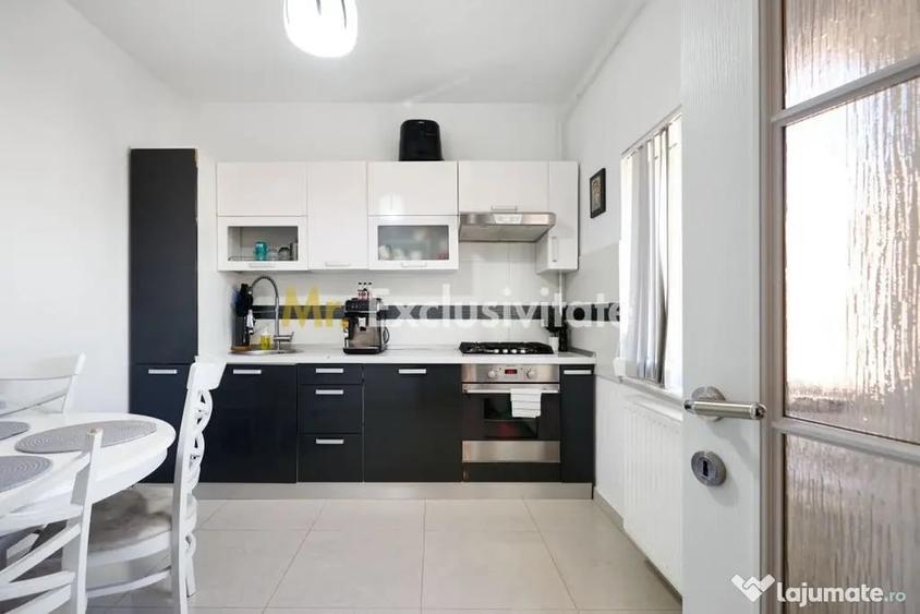 Apartament cu 4 camere decomandat în Eremia