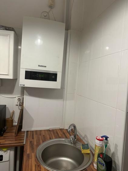 Apartament cu 2 camere decomandat în P-ța Universității