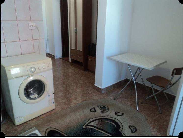Garsonieră decomandată, mobilată în Calea Călărașilor