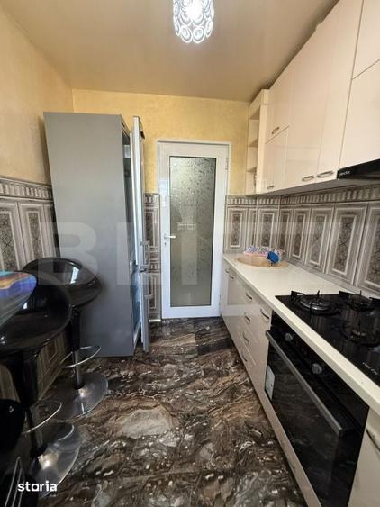 Apartament cu 3 camere în Micro 17