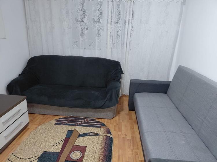 Apartament cu 2 camere decomandat, mobilat în Doamna Ghica