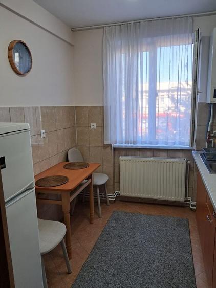 Apartament cu 2 camere semidecomandat în Cedonia