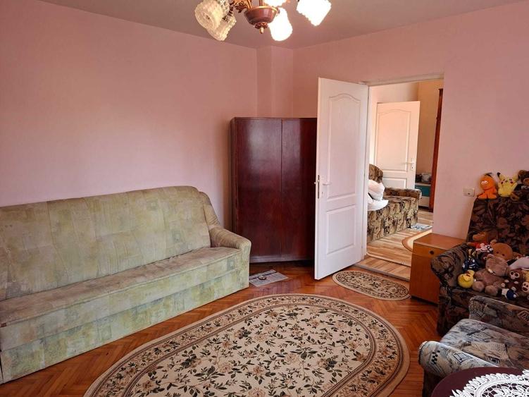 Casă cu 3 camere în Tritenii de Jos