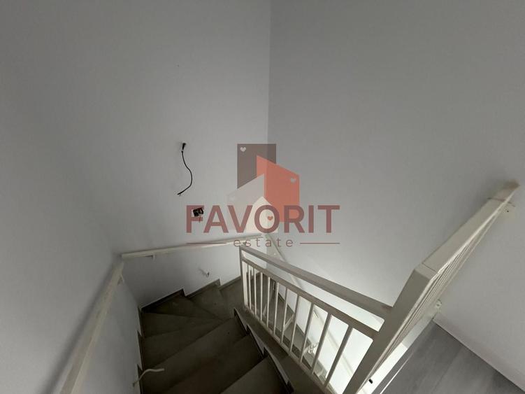 Duplex cu 4 camere cu Canalizare în Săcălaz