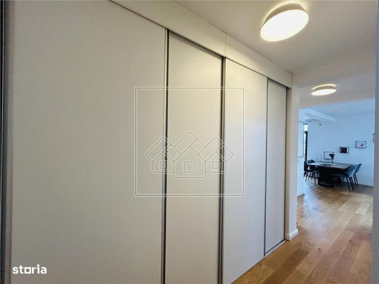 Apartament cu 3 camere în Șelimbăr
