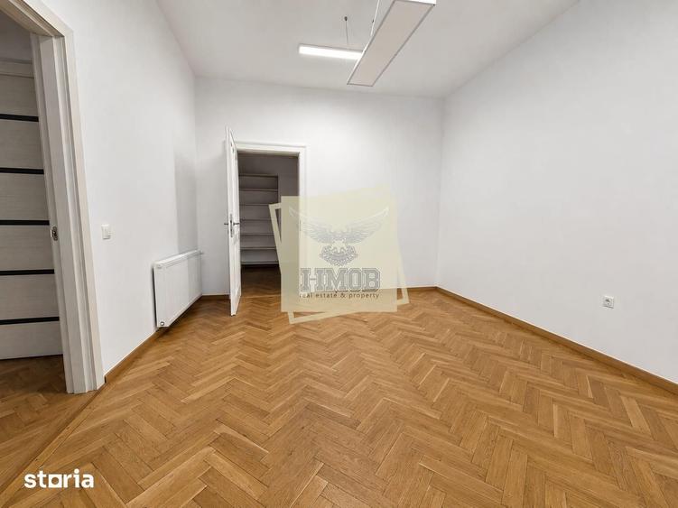 Casă cu 4 camere cu Teren 400 Mp în Central