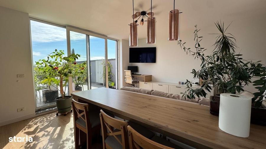 Apartament cu 3 camere în Telegrafului