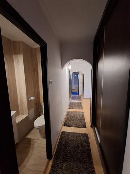 Apartament cu 3 camere 2 bai (88 mp) in Tomis Nord - 9