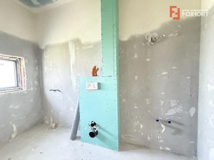 Casă cu 3 camere cu Teren 247 Mp în Săcălaz