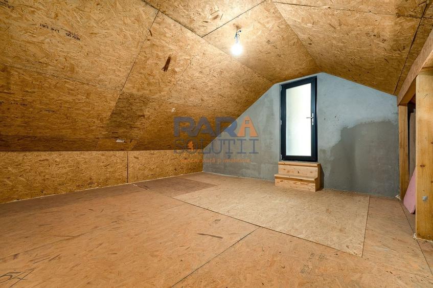 Casă cu 4 camere cu Canalizare în Horia