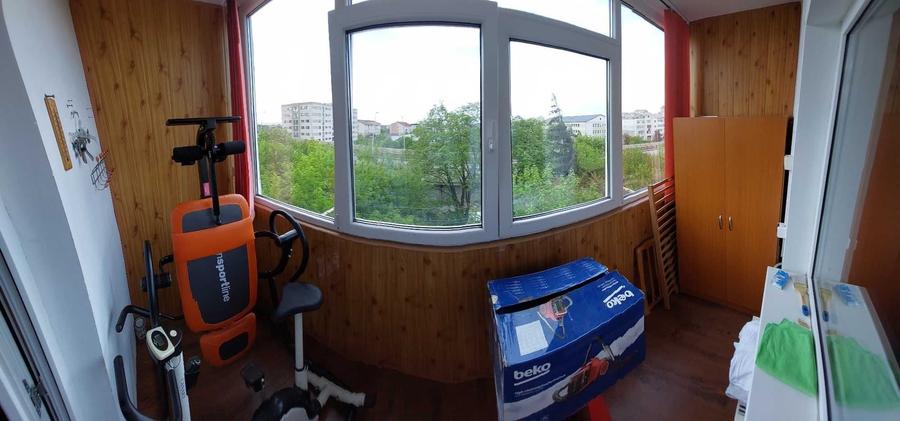 Apartament cu 2 camere semidecomandat în Mioriței