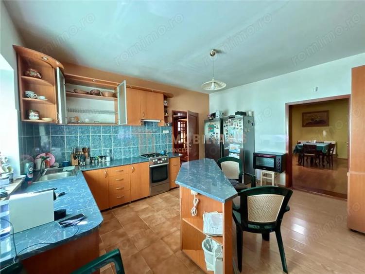 Casă cu 4 camere cu Teren 500 Mp în Ferneziu