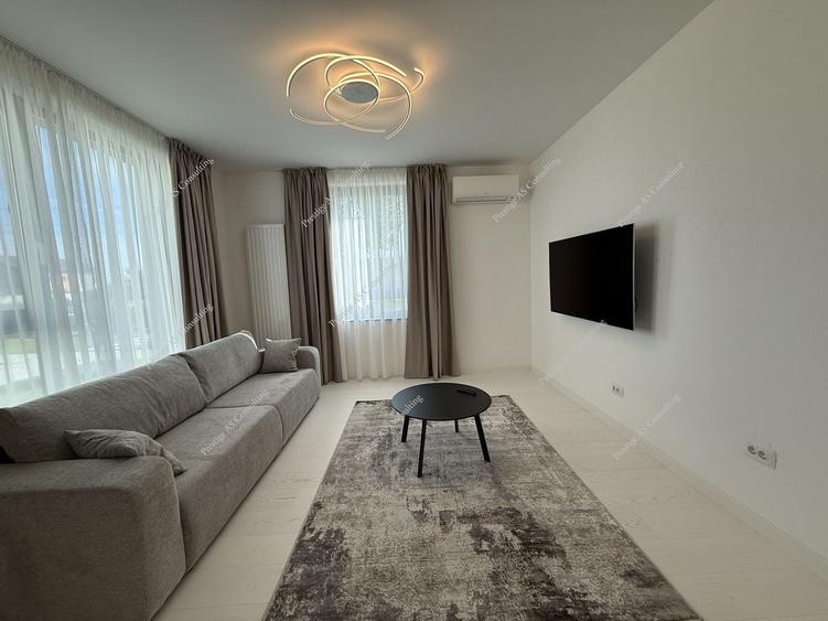 Apartament cu 2 camere semidecomandat, mobilat în Dumbrăvița
