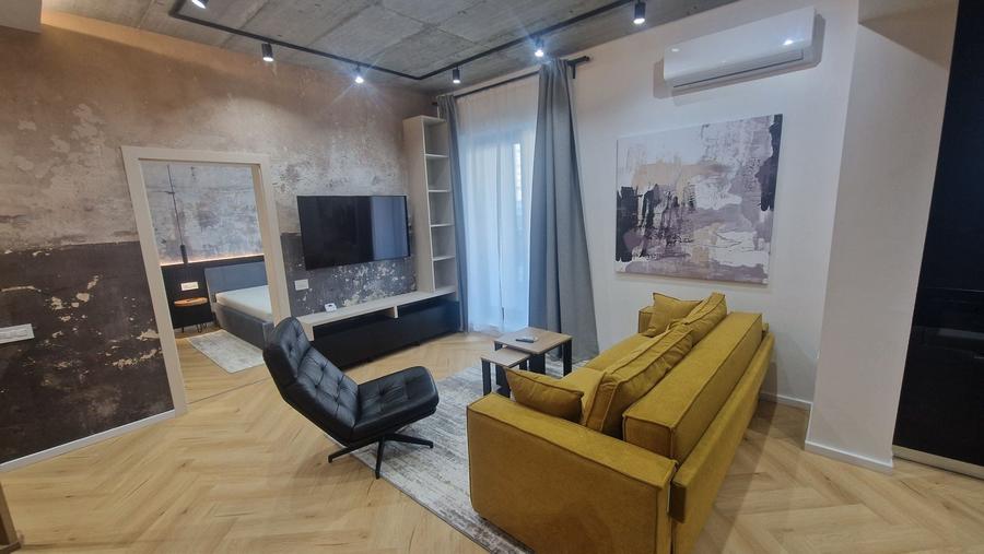Apartament cu 2 camere decomandat în Tomis III