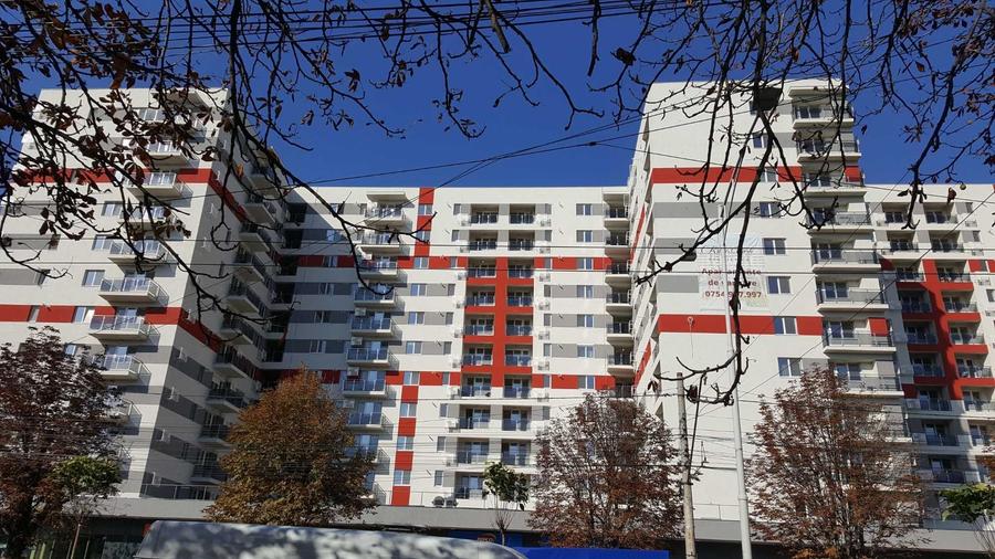 Apartament cu 2 camere decomandat în Păcii