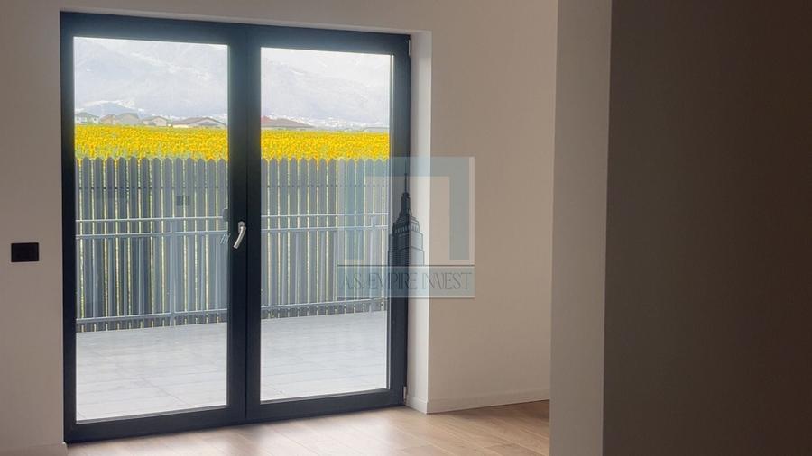 Casă individuală cu 3 camere cu Canalizare în Tărlungeni