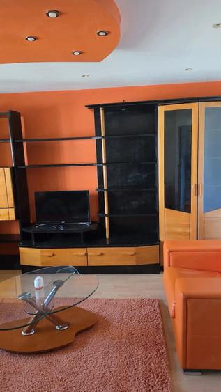 Apartament cu 2 camere decomandat în Inel I