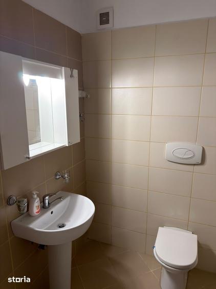 Apartament cu 2 camere decomandat în Vitan