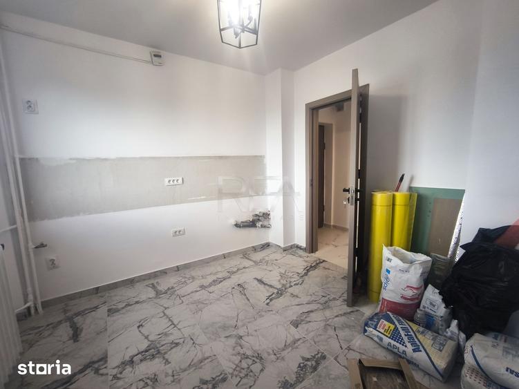 Apartament cu 3 camere decomandat în Grivița