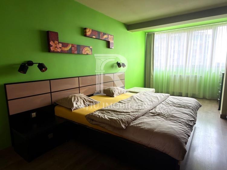 Apartament cu 3 camere decomandat, mobilat în Centru Civic