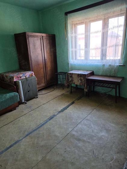 Casă cu 3 camere în Oșorhei