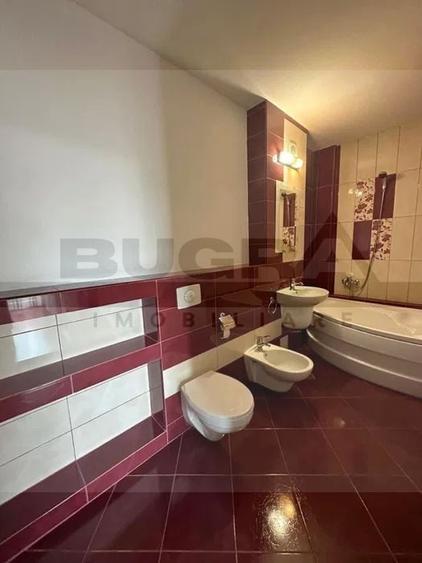 Apartament cu 3 camere semidecomandat în Zorilor