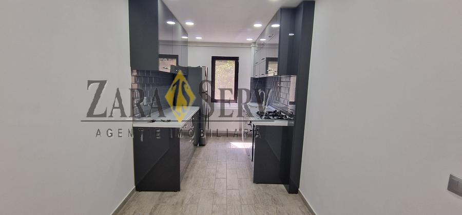 Apartament cu 4 camere semidecomandat în Nord