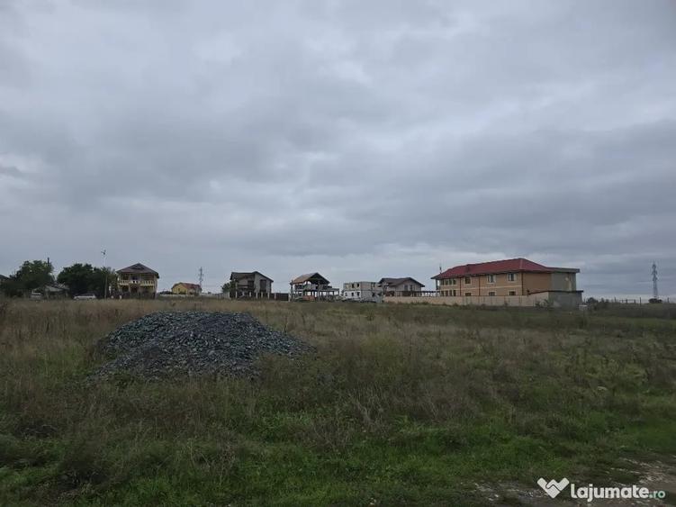 Teren în Km 5