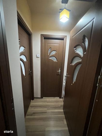 Apartament cu 2 camere semidecomandat în Calea București