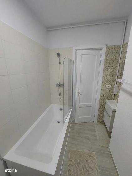 Apartament cu 2 camere decomandat în Gara de Nord